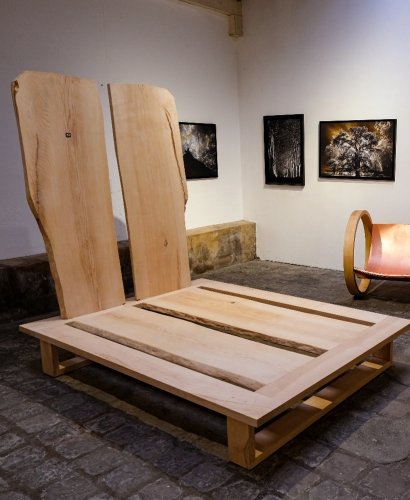 Le Lit Arbre et le Fauteuil à bascule