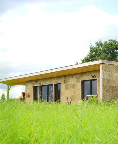 Vue exterieure de la maison polarisée