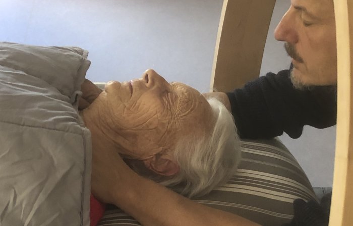 homme-berceuse